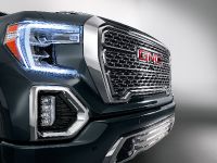 GMC Sierra Denali (2019)