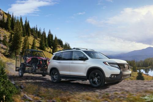 Honda Passport SUV (2019) - picture 9 of 18