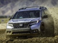 Honda Passport SUV (2019) - picture 3 of 18