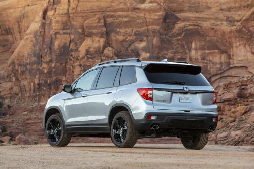 Honda Passport (2019) - picture 8 of 10