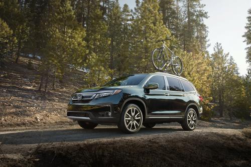 Honda Pilot (2019) - picture 1 of 7
