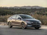 Hyundai Elantra (2019) - picture 1 of 8