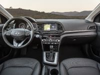 Hyundai Elantra (2019) - picture 5 of 8