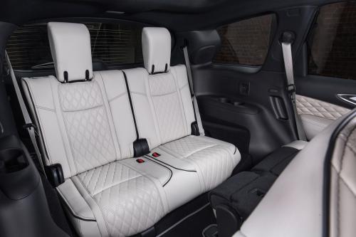 INFINITI QX60 LIMITED (2019) - picture 9 of 13