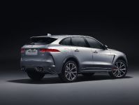 Jaguar F-PACE SVR (2019) - picture 5 of 13