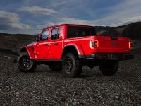 2019 Jeep Gladiator (2020) - picture 2 of 4