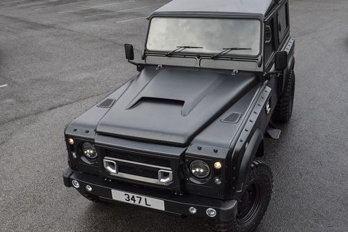 kahn Design Flying Huntsman 105 Longnose Defender (2019) - picture 1 of 6