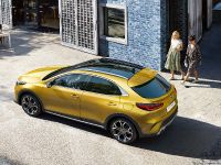 Kia XCeed (2019) - picture 3 of 14