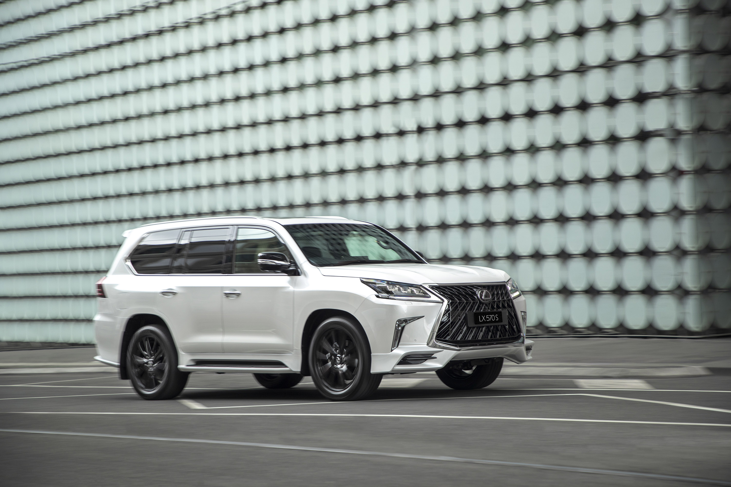 Lexus LX 270 S