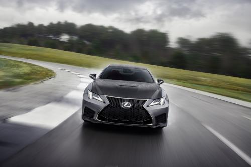 Lexus RC F Coupe (2019) - picture 1 of 3
