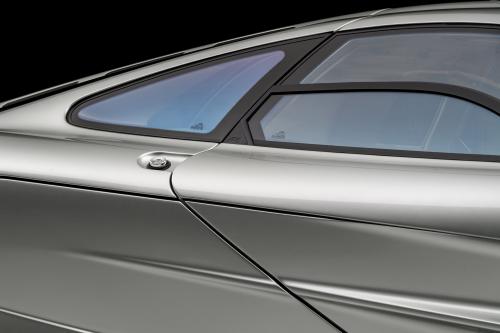 McLaren F1 Chassis 063 (2019) - picture 8 of 18