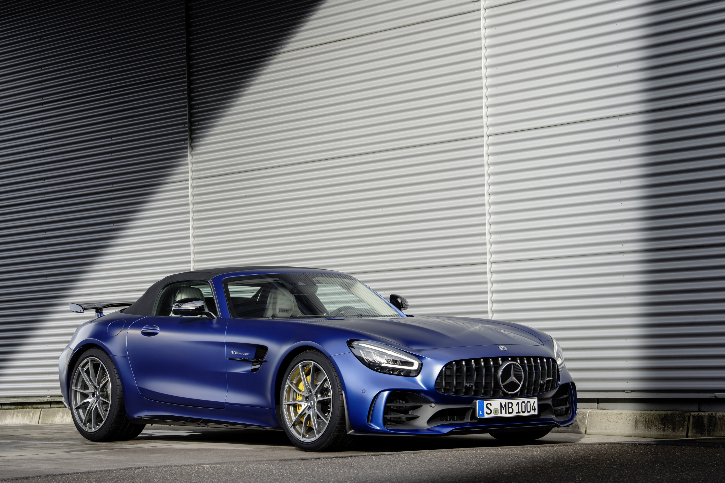 Mercedes-AMG GT-R Roadster