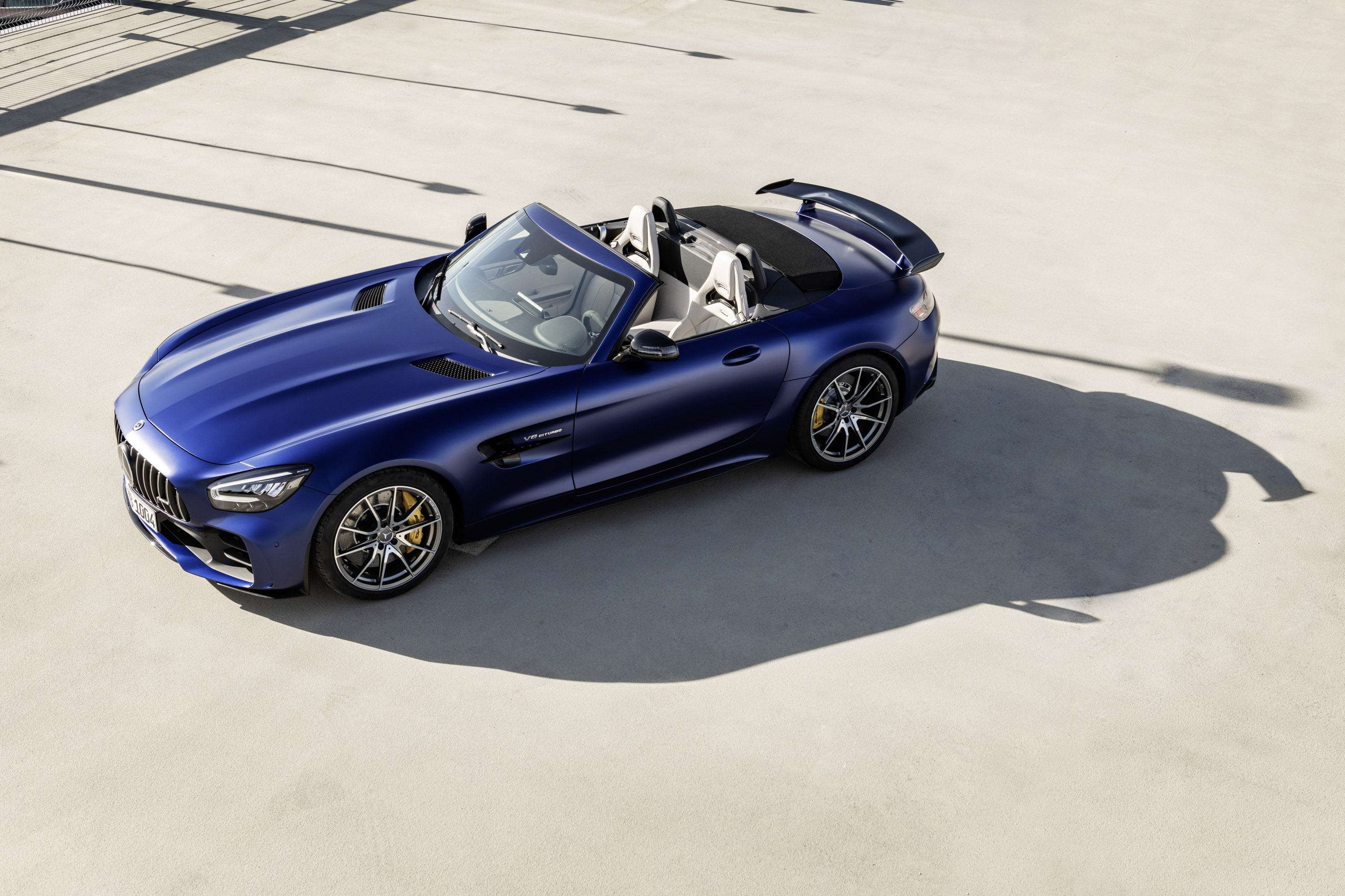 Mercedes-AMG GT-R Roadster