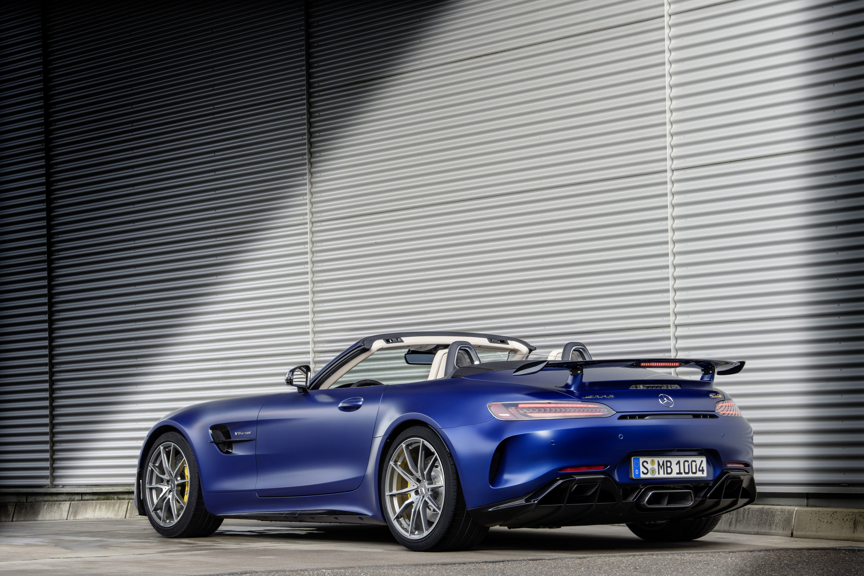 Mercedes-AMG GT-R Roadster