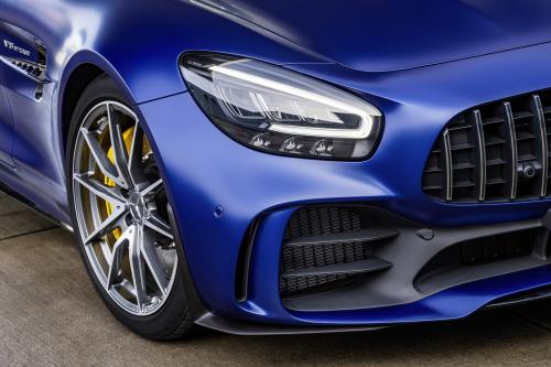 Mercedes-AMG GT-R Roadster (2019) - picture 17 of 18