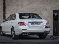Mercedes-Benz E 300 (2019) - picture 4 of 4