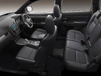 Mitsubishi Outlander PHEV (2019) - picture 6 of 6