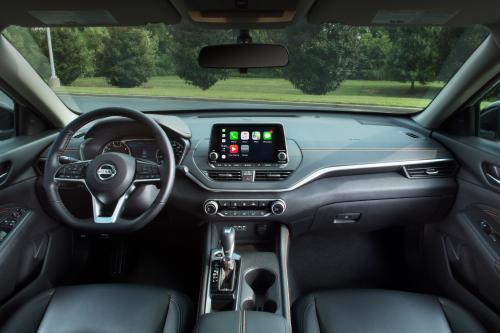 Nissan Altima (2019) - picture 8 of 18