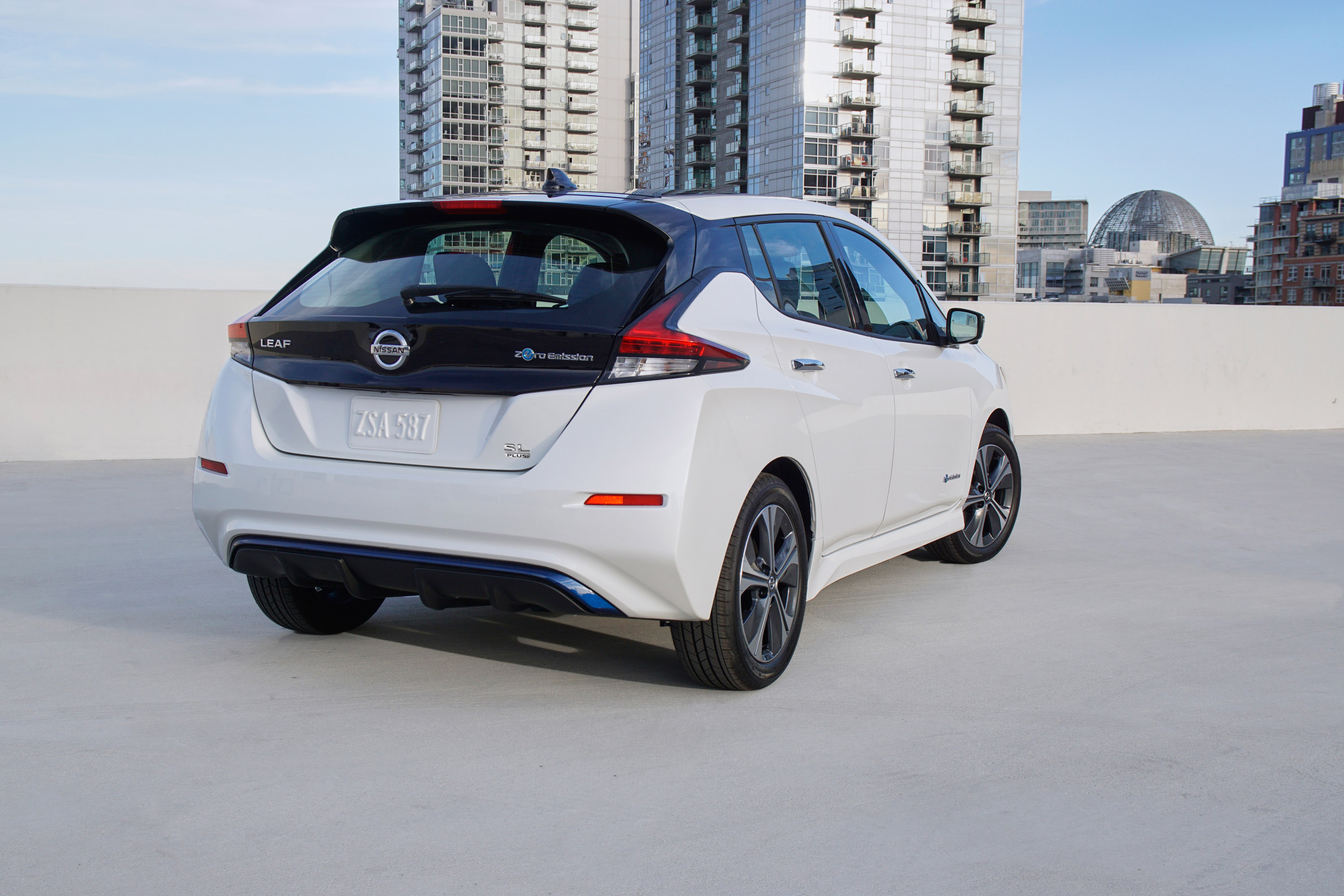 Nissan LEAF PLUS