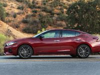 Nissan Maxima (2019) - picture 5 of 7