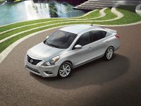 Nissan Versa Sedan (2019) - picture 1 of 5