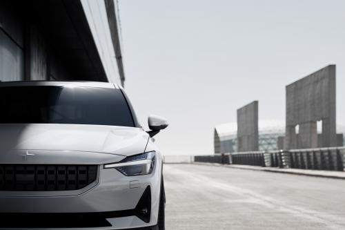 Polestar 2 (2019) - picture 1 of 17
