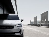 Polestar 2 (2019) - picture 1 of 17