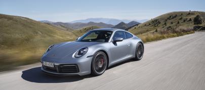 Porsche 911 Carrera S (2019) - picture 7 of 12