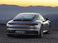 Porsche 911 Carrera S (2019) - picture 3 of 12