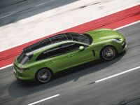 Porsche Panamera GTS (2019) - picture 5 of 10