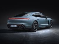 Porsche Taycan (2019) - picture 2 of 7