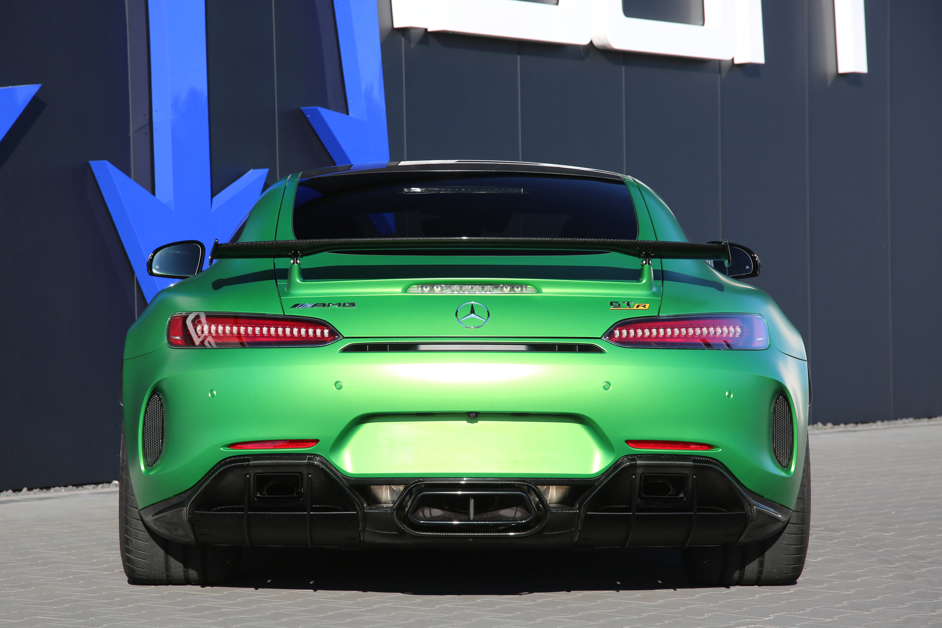 POSAIDON Mercedes-AMG GT R