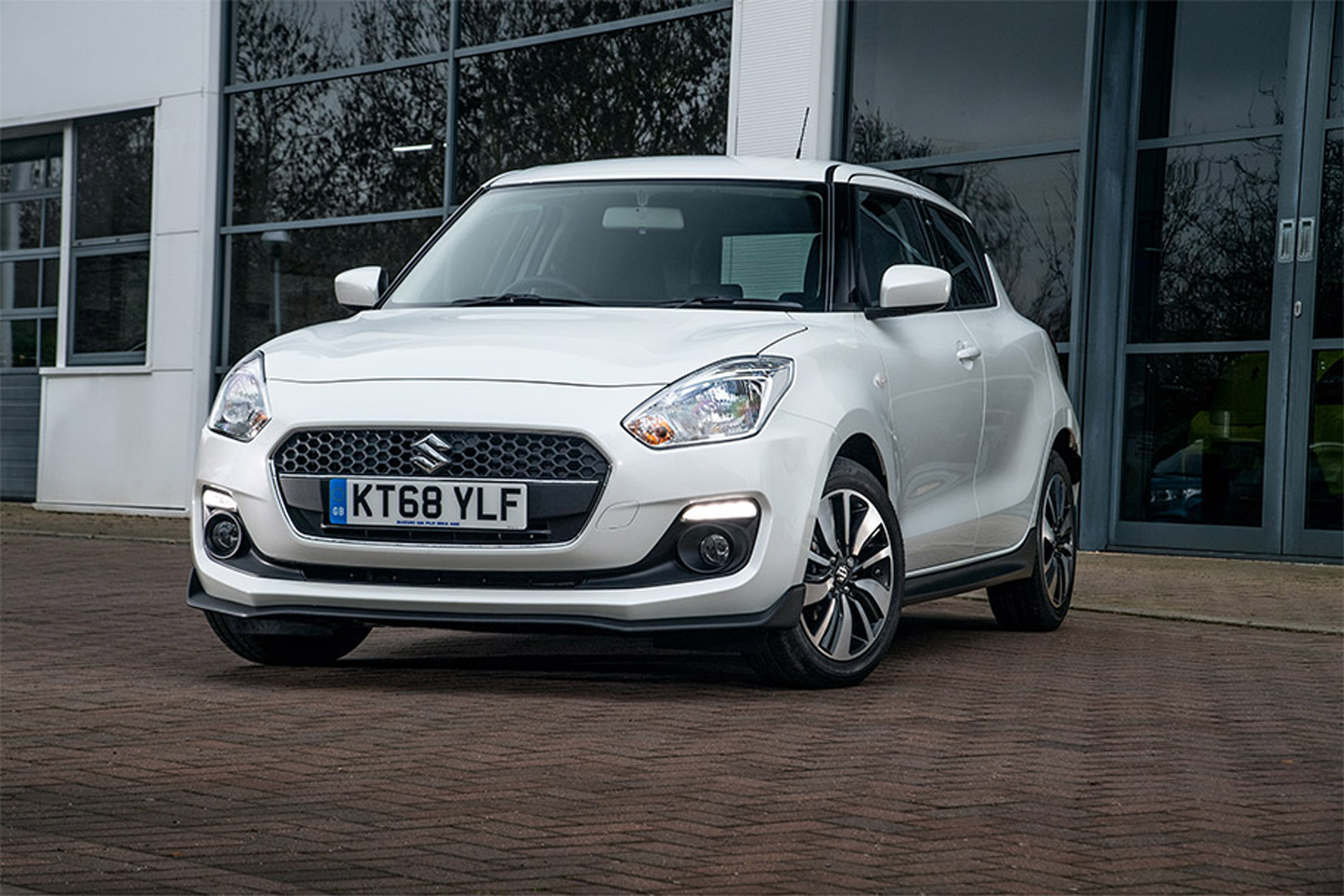 Suzuki Swift Attitude