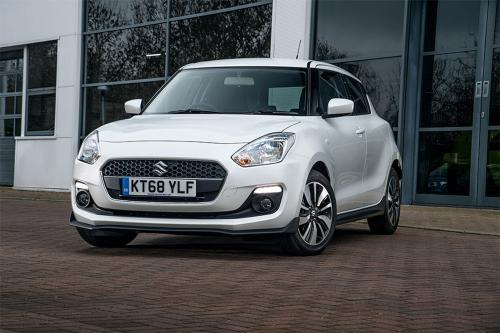 Suzuki Swift Attitude (2019) - picture 1 of 4