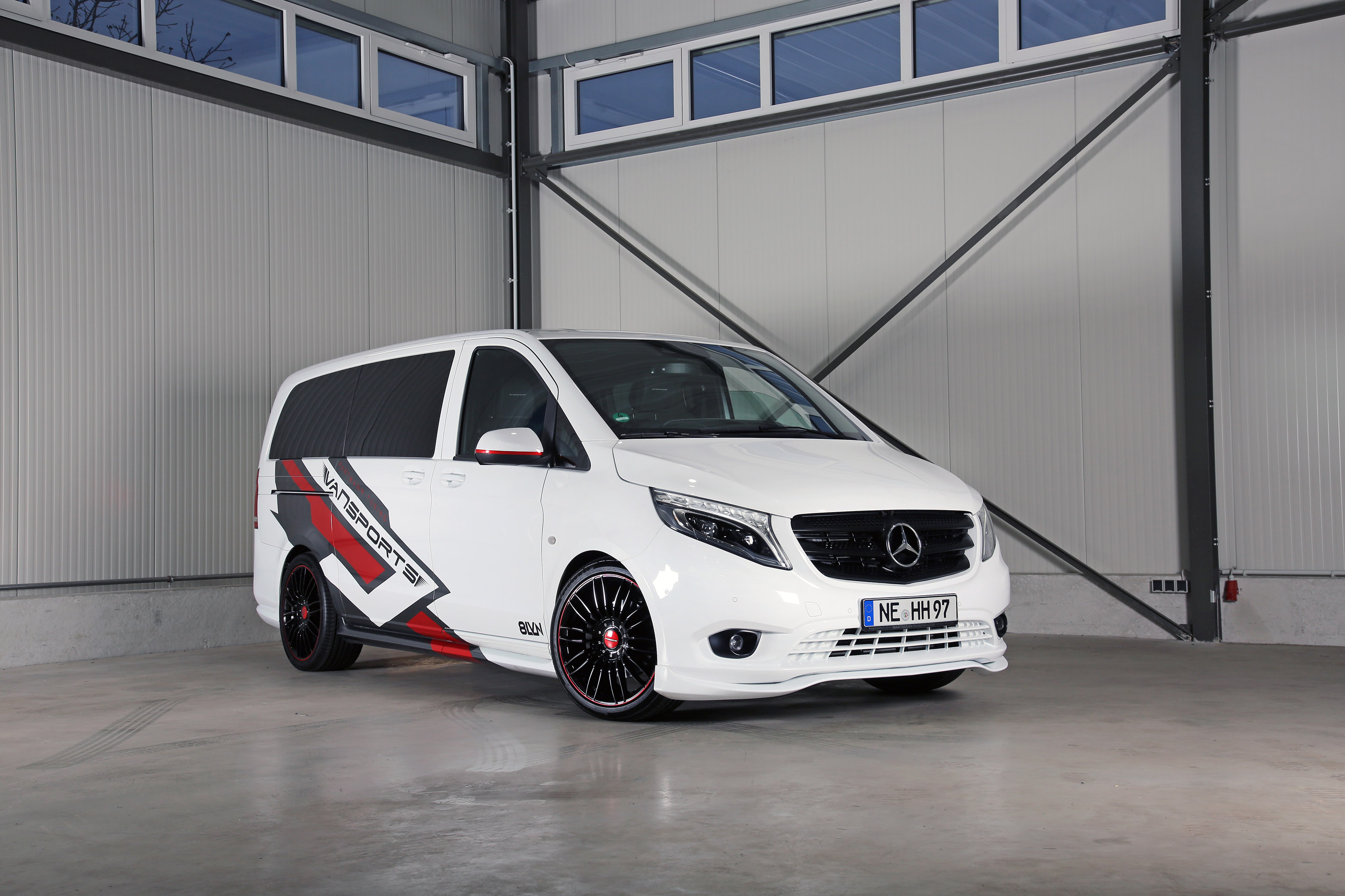 VANSPORT.DE Mercedes-Benz White Sport Van