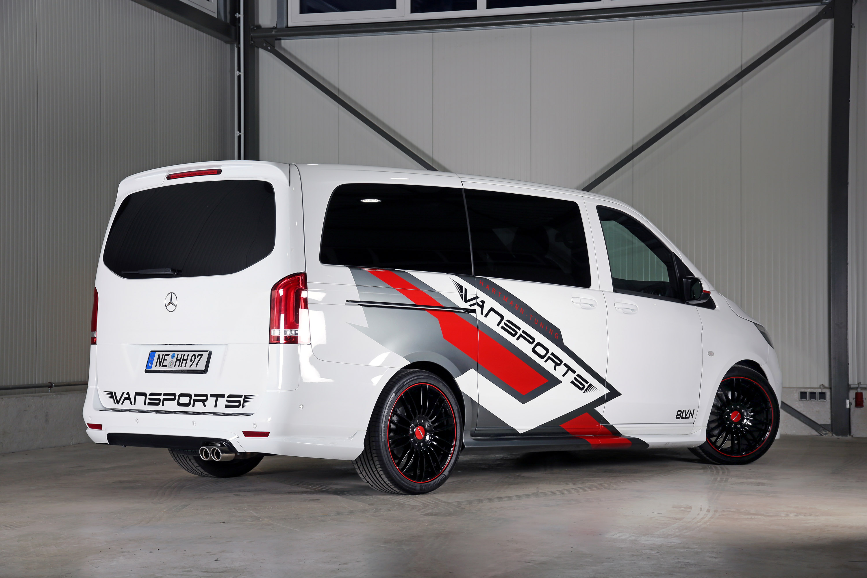 VANSPORT.DE Mercedes-Benz White Sport Van