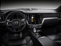 Volvo S60 Polestar Engineering (2019) - picture 8 of 15