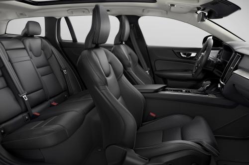 Volvo V60 Cross Country (2019) - picture 9 of 11