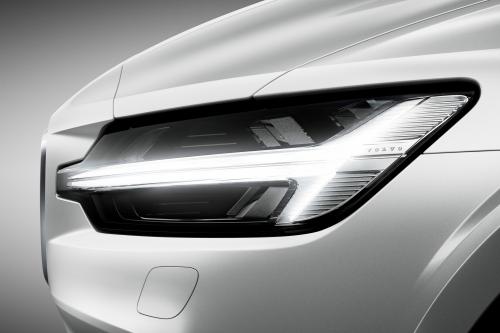 Volvo V60 R-Design (2019) - picture 8 of 13