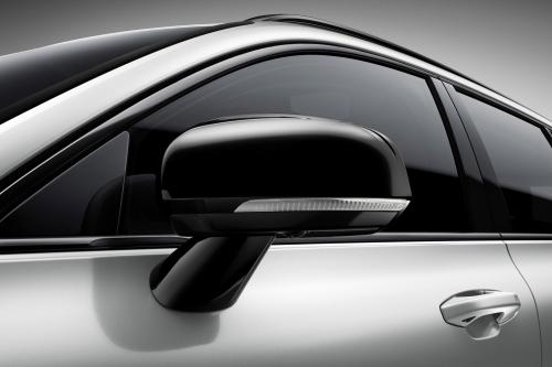 Volvo V60 R-Design (2019) - picture 9 of 13