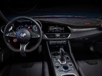 Alfa Romeo Giulia GTA (2020) - picture 8 of 10