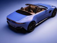 Aston Martin Vantage Roadster (2020) - picture 8 of 15