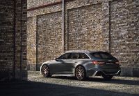 Audi RS6 C8 (2020) - picture 3 of 4