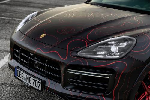 BLACK BOX-RICHTER Porsche Cayenne Nebulus (2020) - picture 8 of 15