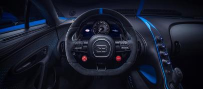 Bugatti Chiron Pur Sport (2020) - picture 12 of 15