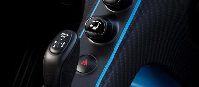 Bugatti Chiron Pur Sport (2020) - picture 15 of 15