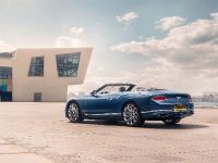 Bentley Continental GT Mulliner Convertible (2020) - picture 2 of 12