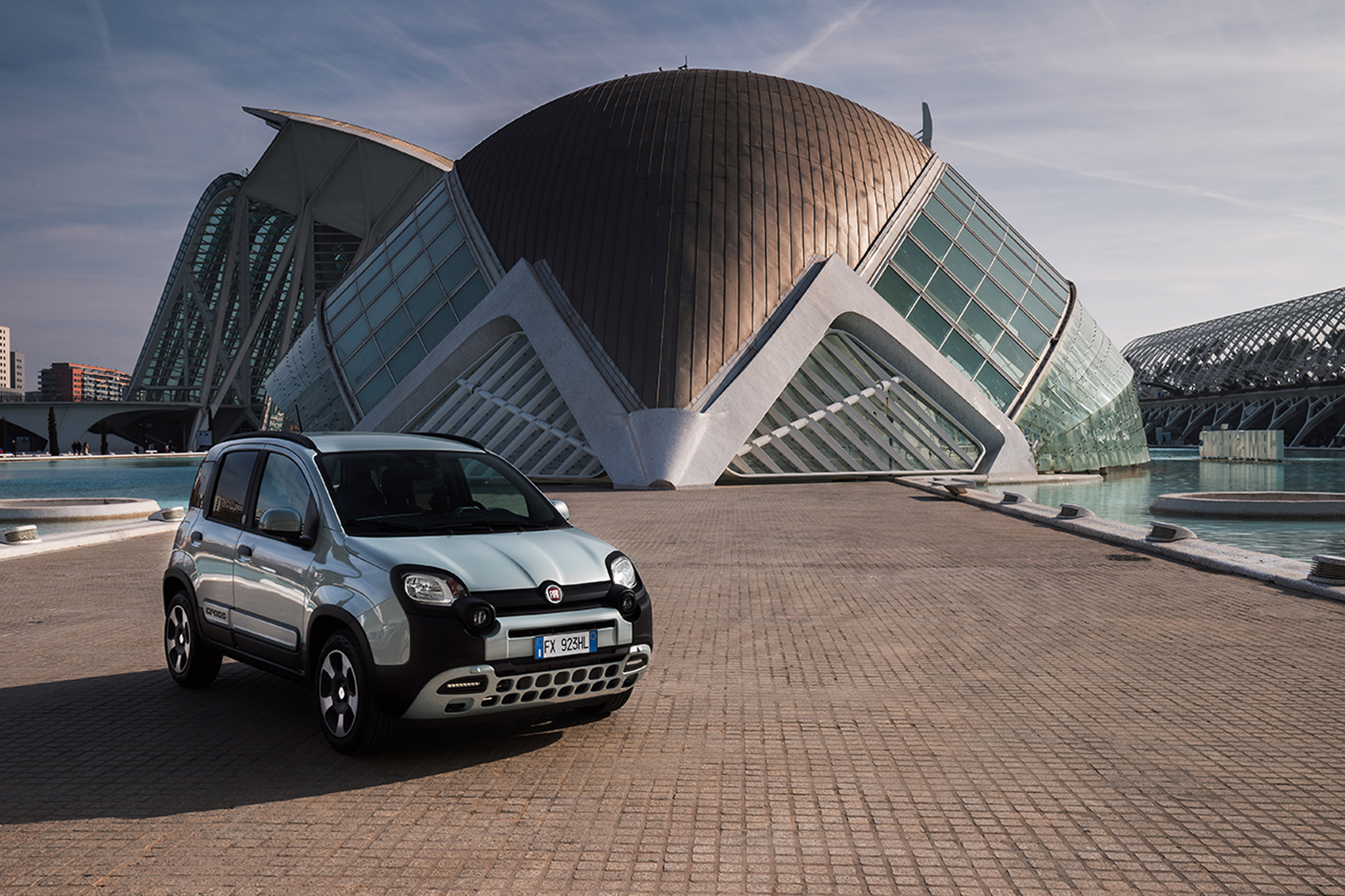 Fiat 500 and Panda Hybrid Launch Editions