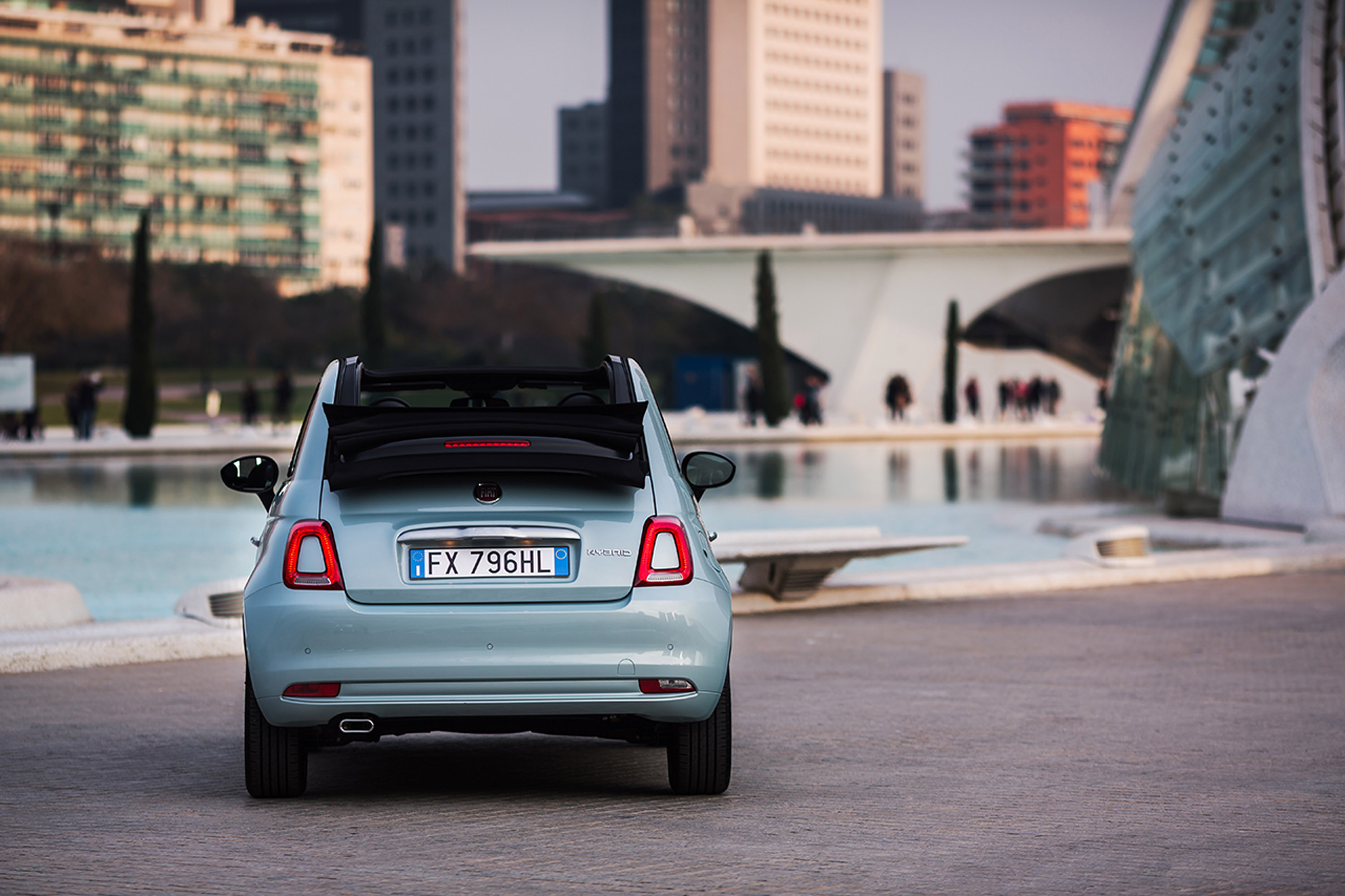 Fiat 500 and Panda Hybrid Launch Editions