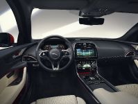 Jaguar XE Sport Sedan (2020) - picture 8 of 10